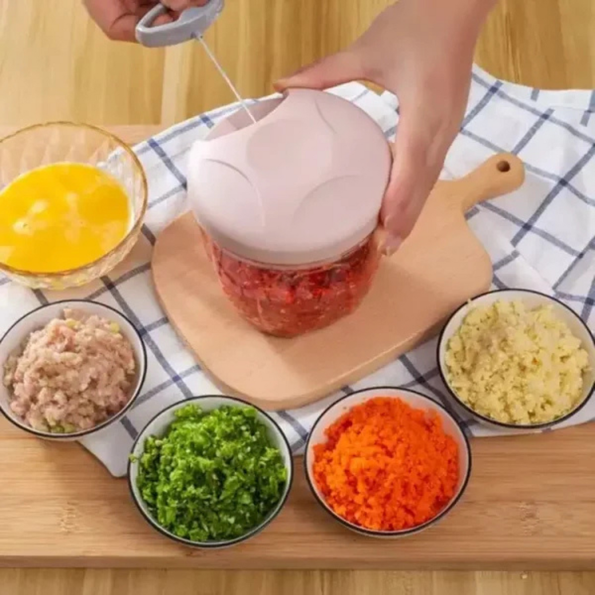 Hand Pulled Multipurpose Kitchen Chopper & Vegatable Cutter 900 ml